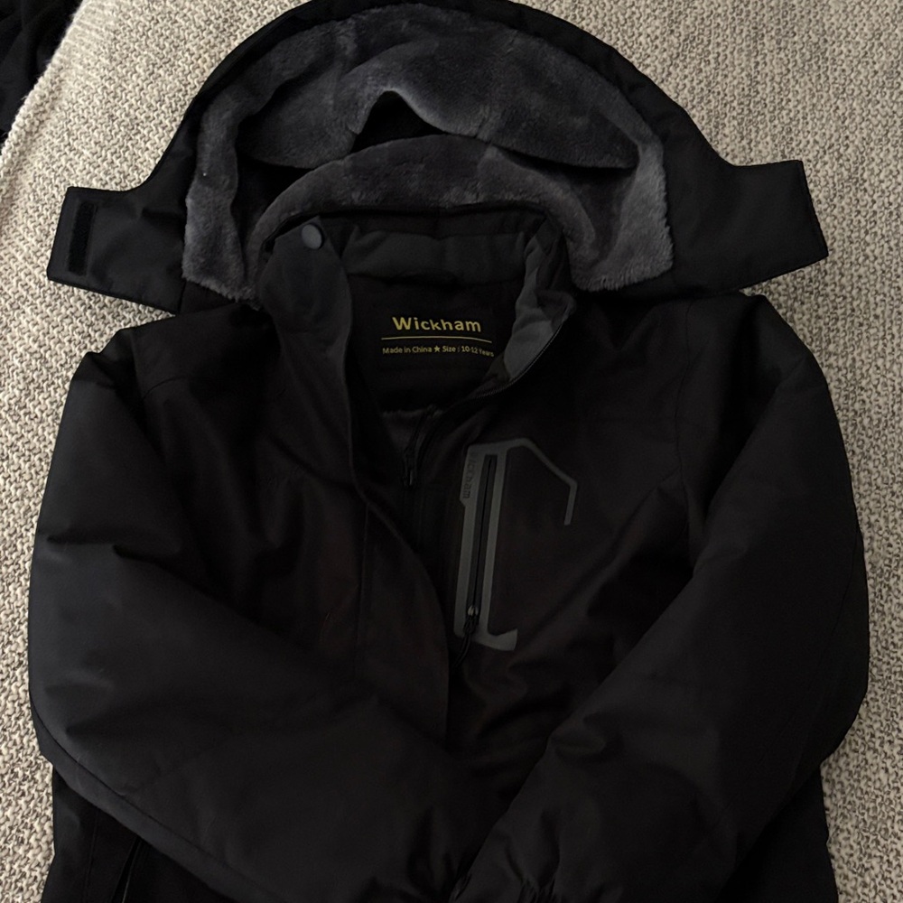 Wickham Girls Waterproof Ski Jacket Fleece Lined Size 10-12 Years